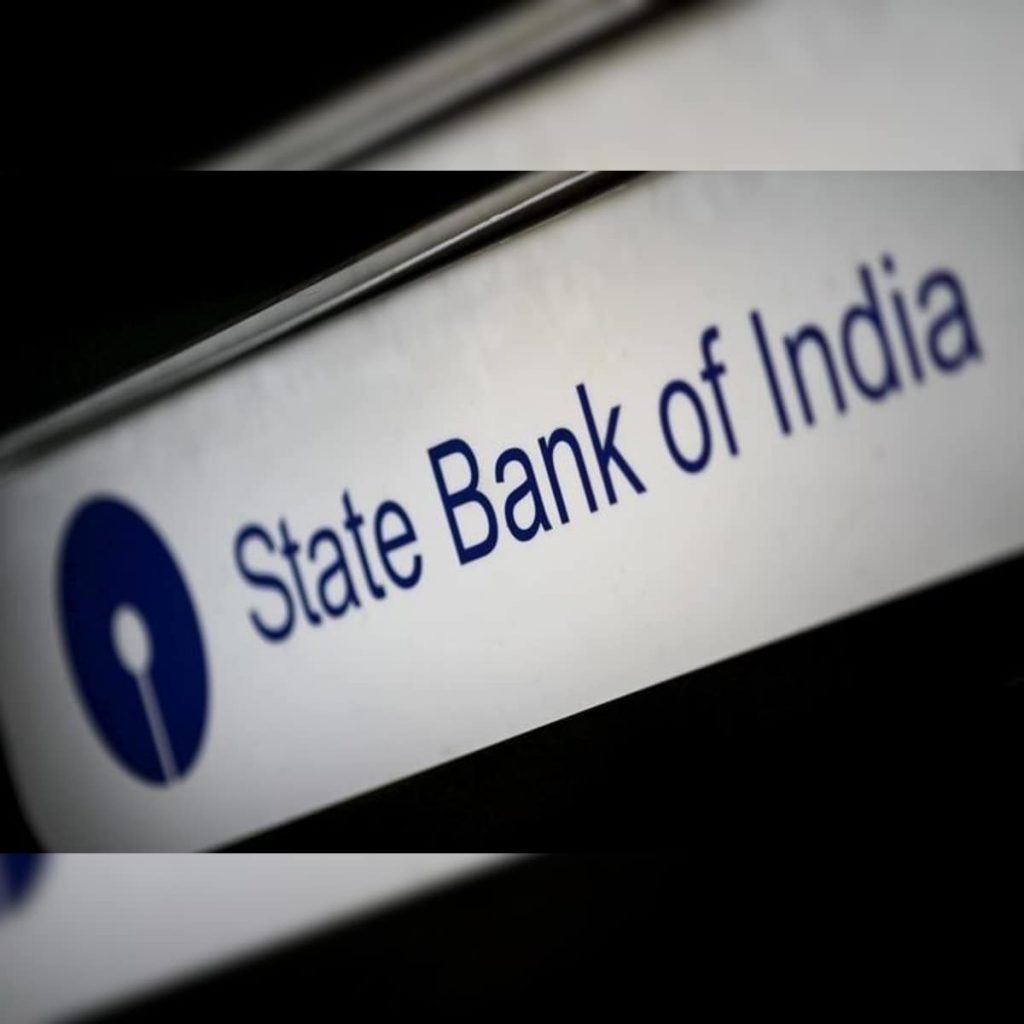 Sbi Vs Hdfc Bank Vs Axis Bank Which Bank Offers The Best Fixed Deposits Rates Latest News 4989